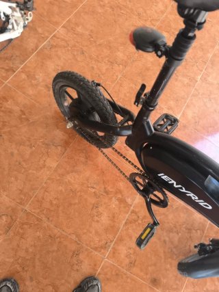 Bicicleta eléctrica IENYRID plegable