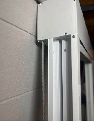 Ventana aluminio con persiana y climalit