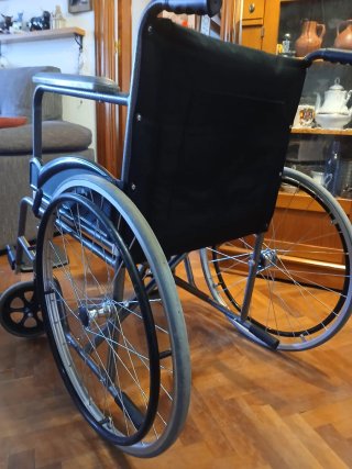 Silla de ruedas plegable