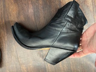 Botas Sendra Negras Talla 38. Hechas a mano.
