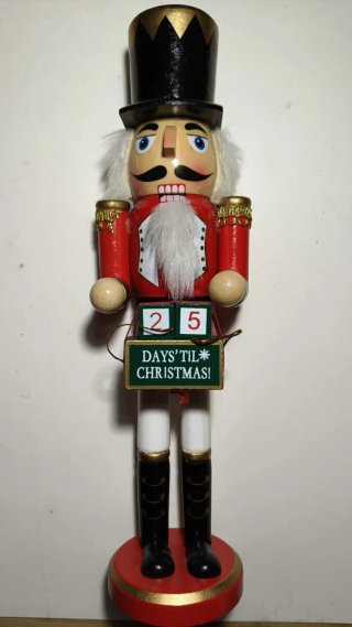 Figura Natalizia Livarno Schiaccianoci