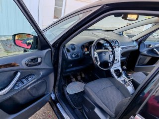 OCASIÓN!! Ford Galaxy Ghia 2.0 140cv!!