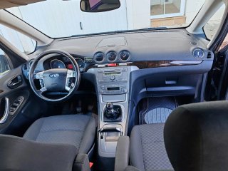 OCASIÓN!! Ford Galaxy Ghia 2.0 140cv!!