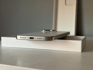 iPhone 16 Pro Max 100% bateria