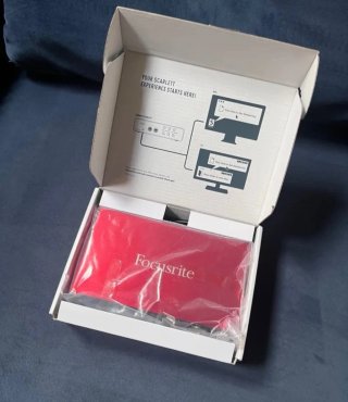 Focusrite Scarlett 4i4 3rd Gen Interfaz Audio USB