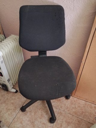 Silla de escritorio negra