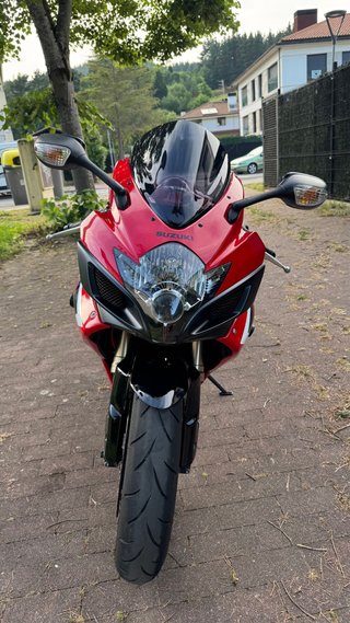 Suzuki GSX-R 600 K6-K7 Roja/Blanca