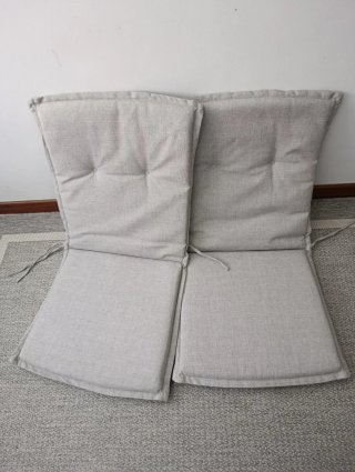 Dos Colchonetas para silla.