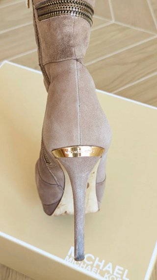 Stivaletti Michael Kors Beige Camoscio