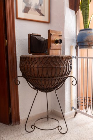 Antiguo Timbal Nagada Indio/ Mesa Auxiliar Tribal