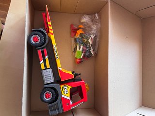 Playmobil 70199 Grúa/Remolque + Moto 9357
