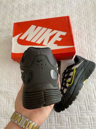 Nike P6000 Negro y Amarillo