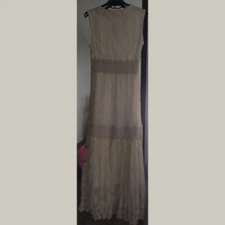 Vestido largo beige talla M