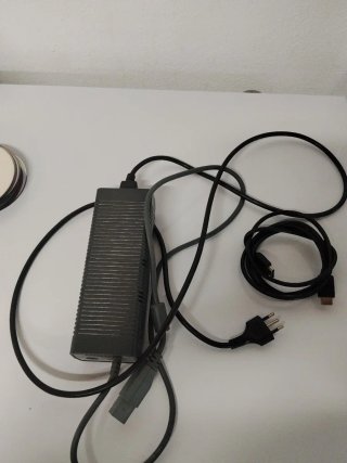 Xbox 360 Fat Bianca + Controller + Giochi