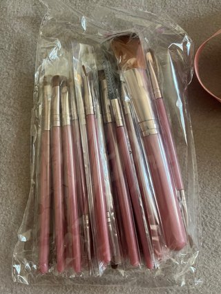 Neceser rosa transparente (NUEVO SIN USAR)