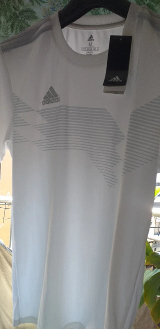 Camiseta Adidas manga corta