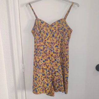 Mono corto flores con lazo Primark 34