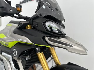 VOGE 900 DSX
