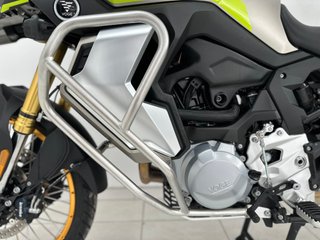 VOGE 900 DSX