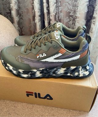 Zapatillas Fila Talla 42 y 43
