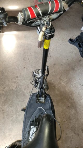 Patinete Eléctrico Red Bull 1800W ay que cambiar b