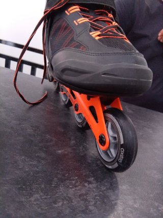 Patines Oxelo Negro y Naranja