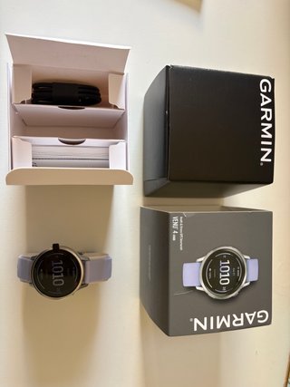 Garmin Venu 4 - 41mm Silver Periwinkle