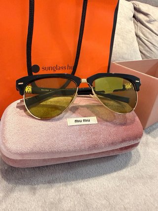 Gafas de sol Miu Miu nuevas