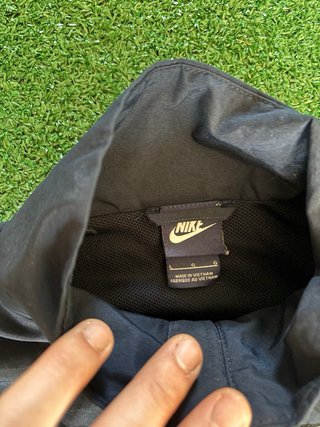 Giacca Nike antivento impermeabile nera e blu