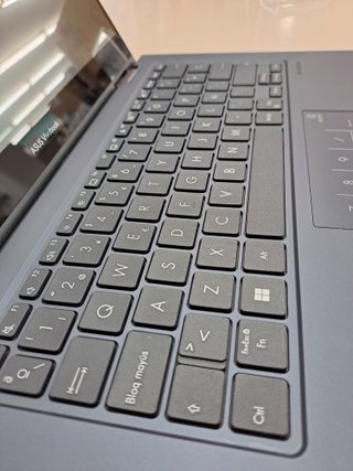 Portátil 14” convertible 4GB 128GB ASUS VivoBook Go 14 Flip azul