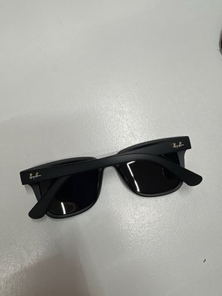 Occhiali da sole Ray-Ban neri Polarizzati