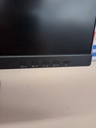 Monitor Philips 32'' WQHD 100Hz IPS con webcam