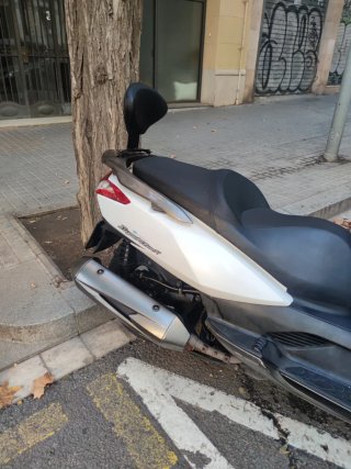 KYMCO Superdink 300 Blanca