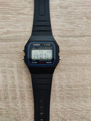 Reloj Casio F91W Negro
