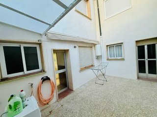 SE ALQUILA HABITACION