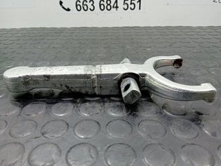 Horquilla caja iveco 2840.6 daily 2.3 diesel 98480