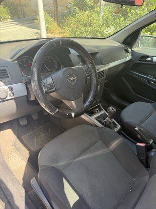 Opel Astra 2007