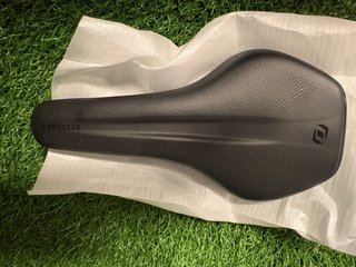 Sillín syncross Belcarra 1.0 Carbono Como nuevo