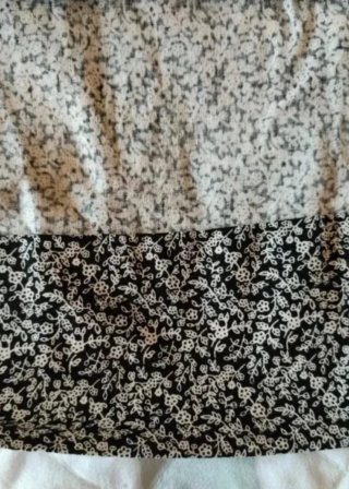 Falda Baturra Negra y Blanca