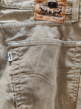 Pantalón Levis Beige Nuevo