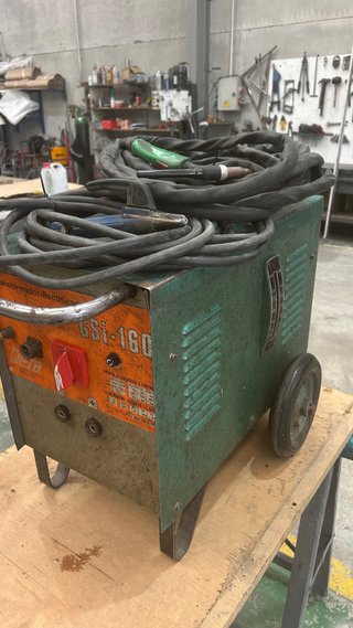 Soldadora Gesa GSI 160 de electrodo