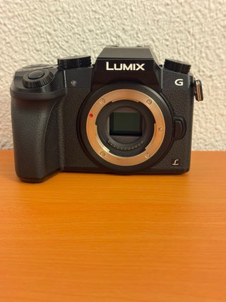 Cámara Lumix G7 + 14-42mm Bateria original