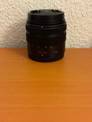 Cámara Lumix G7 + 14-42mm Bateria original