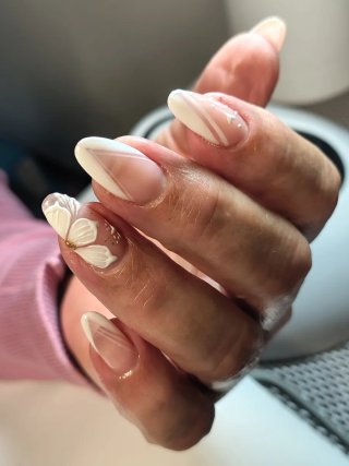 Manicura y pedicura  Manicura y pedicura a domicil