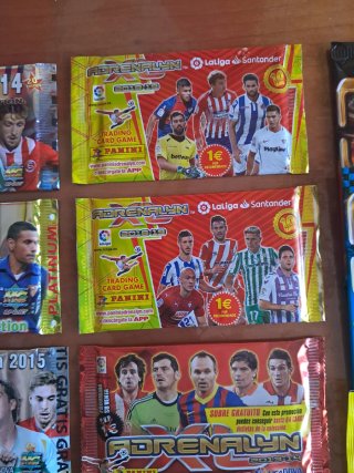 Lote 11 sobres cromos fútbol SIN ABRIR