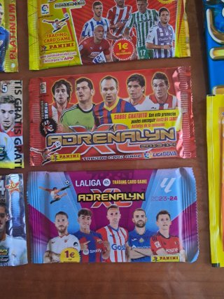 Lote 11 sobres cromos fútbol SIN ABRIR