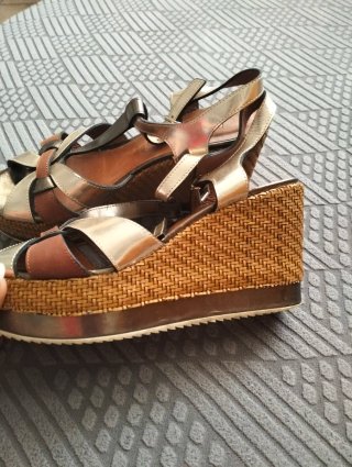 Zeppa donna marrone e oro