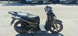 Honda SH 125i Scooter Negra 2006