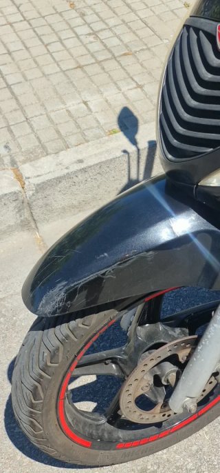 Honda SH 125i Scooter Negra 2006