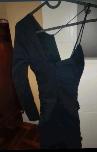 Lote 2 vestidos y pantalón bajo acampanado